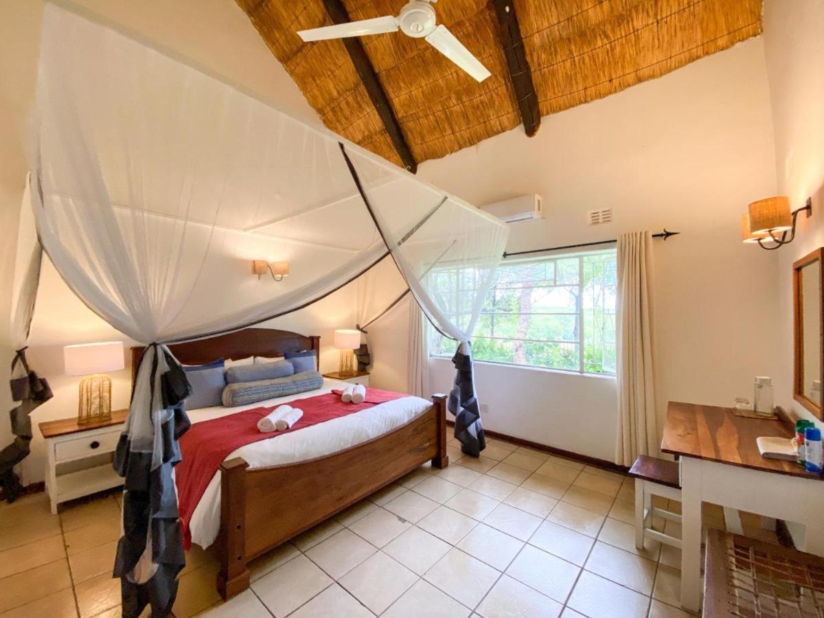 Drift Inn Victoria Falls Room photo